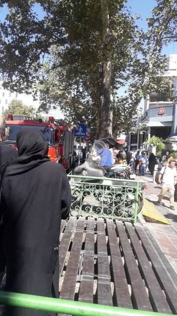 حریق در ساختمان مجاور بیمارستان «ایرانمهر»