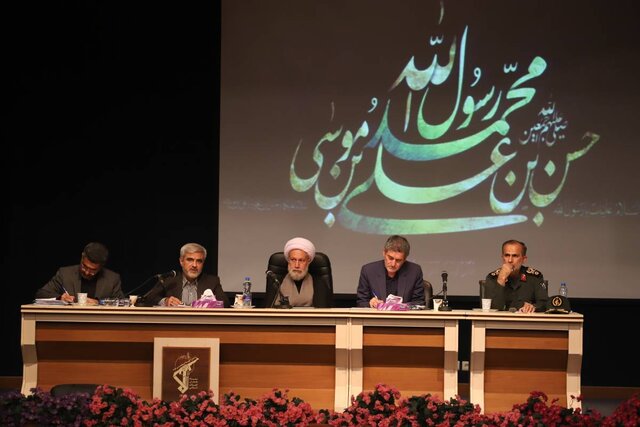 حرم شاهچراغ باید کانون گردشگری شیراز باشد