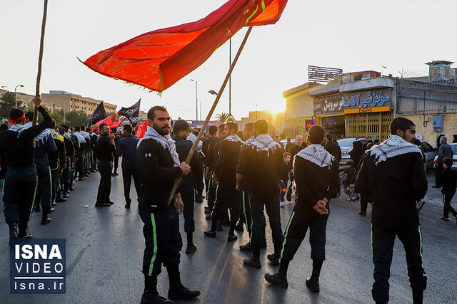 ویدیو / قافله عزاداری رحلت پیامبر (ص) و شهادت امام حسن مجتبی (ع) در اصفهان ویدیو / قافله عزاداری رحلت پیامبر (ص) و شهادت امام حسن مجتبی (ع) در اصفهان