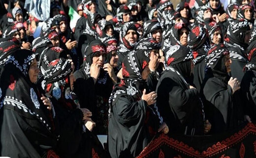 عکس آرشیوی است یک موسیقی محلی برای سوگواری