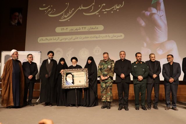 سید عیسی طباطبایی روح جهادی امام(ره) را به جوانان لبنانی منتقل کرد سید عیسی طباطبایی روح جهادی امام(ره) را به جوانان لبنانی منتقل کرد