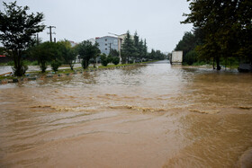 جاری شدن سیل در آستارا