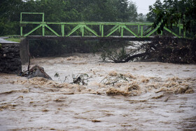 جاری شدن سیل در آستارا