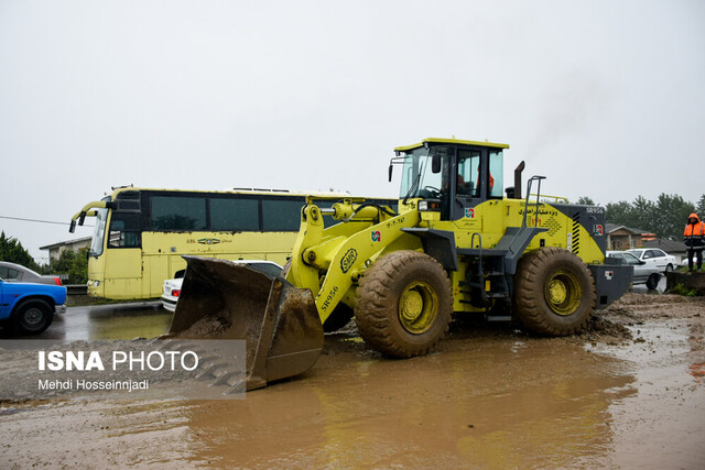 تاکید استاندار بر رفع مشکلات شهرها و روستاهای سیل زده گیلان/ پایداری شبکه انتقال برق