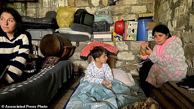 دومین روز عملیات نظامی جمهوری آذربایجان در قرهباغ