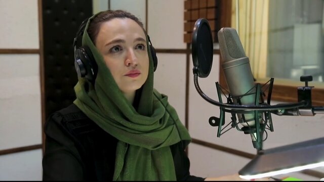 گلاره عباسی: من به ایران خیانت نمیکنم گلاره عباسی: من به ایران خیانت نمیکنم
