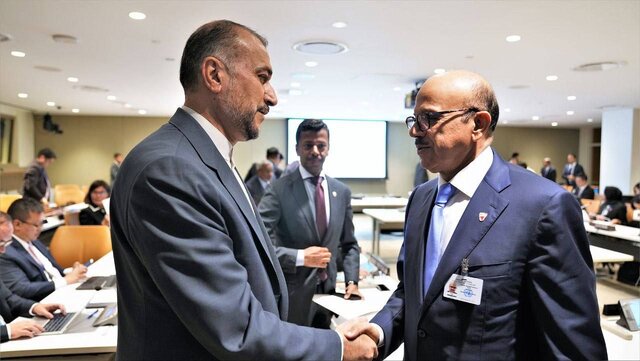 دیدار وزیران امور خارجه ایران و بحرین در نیویورک دیدار وزیران امور خارجه ایران و بحرین در نیویورک