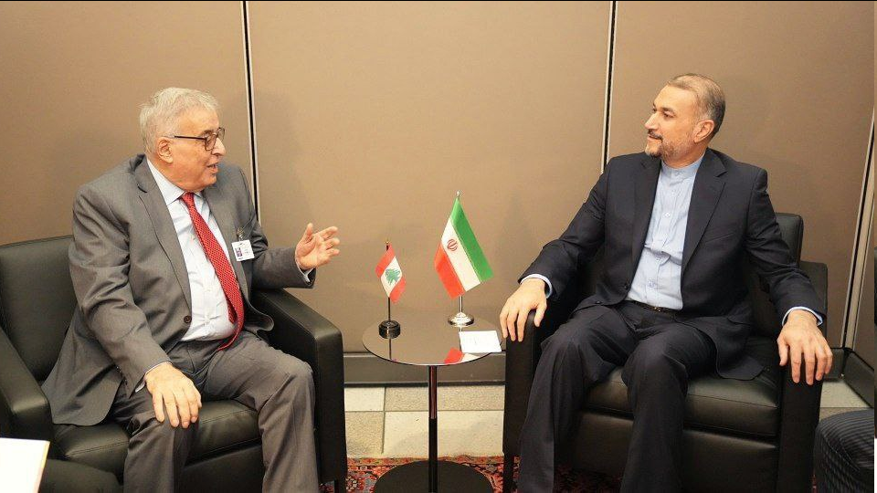 برای کمک به روند سیاسی در لبنان تردید نخواهیم کرد