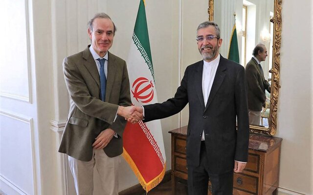 عکس آرشیوی است باقری: گفتوگوهای صریحی با «مورا» در مورد مذاکرات رفع تحریمها داشتم