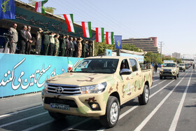 مراسم رژه نیروهای مسلح در سمنان