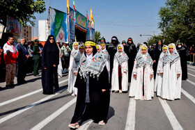 مراسم رژه نیروهای مسلح در استان چهارمحال و بختیاری