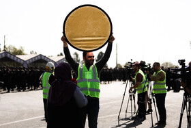 در حاشیه‌ی مراسم رژه نیروهای مسلح در تهران