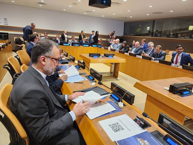 برگزاری نشست «رونمایی از نقشه ژئوپلیتیک تحریم ها» در حاشیه مجمع هم.می سازمان ملل متحد اعمال ۱۵۰۰۰ تحریم علیه مسکو / ایران بعد از روسیه مشمول بیشترین تحریمها بوده است