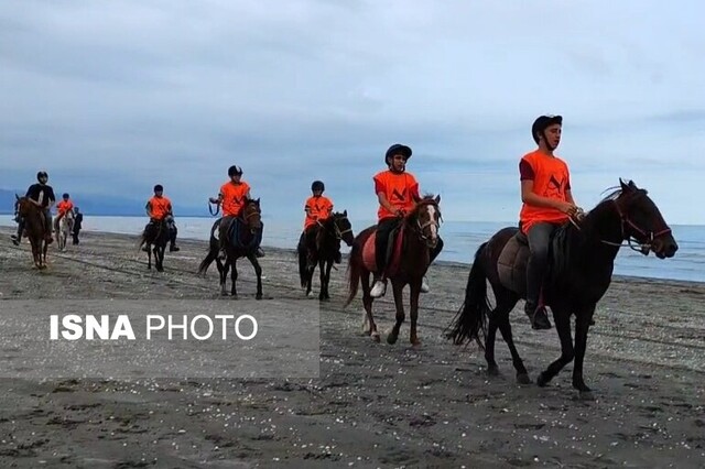 برگزاری مسابقات استانی استقامت اسب کاسپین در ساحل قروق تالش 