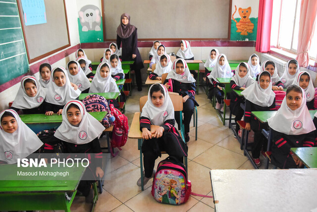 سرانه آموزشی حاشیه شهر مشهد ۲متر مربع است سرانه آموزشی حاشیه شهر مشهد ۲متر مربع است