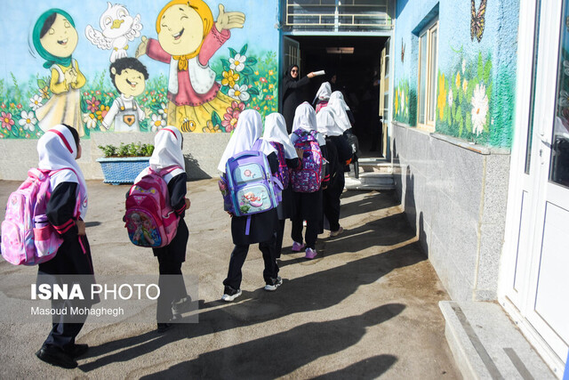 تصویر آرشیوی است اجرای مانور بازگشایی مدارس استان سمنان در هفته پایانی شهریور