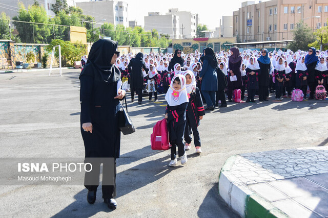 بازطراحی ساختار آموزش و پرورش/ رفع ممنوعیت عقد قرارداد پژوهشی با معلمان بازطراحی ساختار آموزش و پرورش/ رفع ممنوعیت عقد قرارداد پژوهشی با معلمان