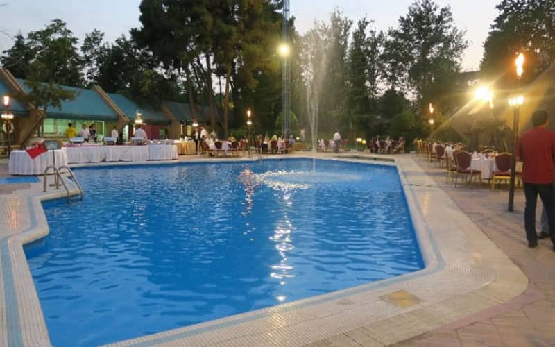 نقاط قوت و ضعف هتل لاله تهران