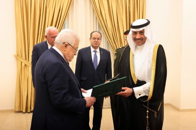 اولین سفیر عربستان در فلسطین اشغالی استوارنامه‌اش را تقدیم کرد