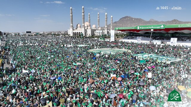 تجمع گسترده یمنیها در صنعاء در سالروز میلاد پیامبر اکرم (ص)