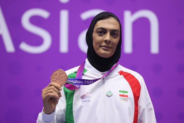 مدالها جای خودش خانم سلبریتی! مالیاتتان را بدهید مدالها جای خودش خانم سلبریتی! مالیاتتان را بدهید