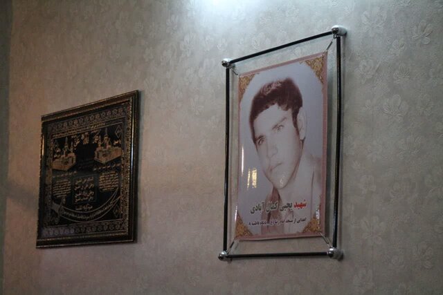 شب شعر شهد شهود در اراک برگزار شد