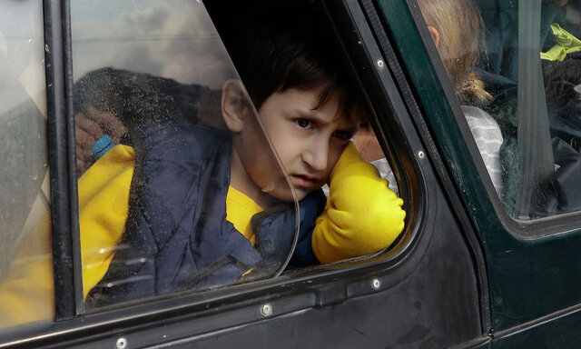 خروج ارامنه از قرهباغ درخواست سفیر ایران برای ارسال کمکهای بشردوستانه به ارمنستان