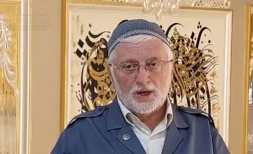 باید با توطئههای علیه بشریت و امت اسلامی مقابله شود