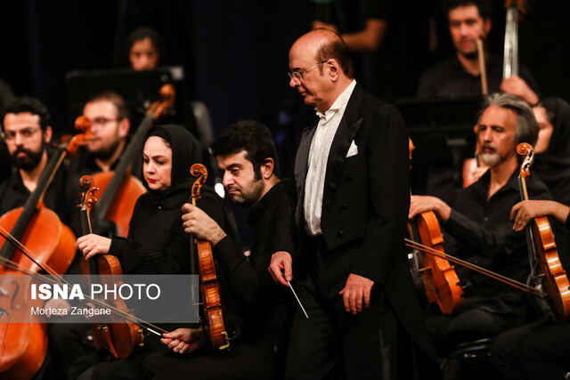 آیا تکنیک نوازندگان جدید دست رهبر ارکستر را بسته بود؟!