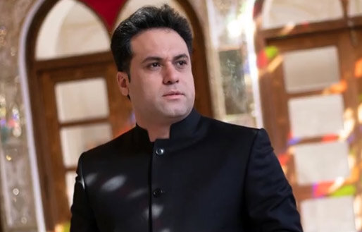 طنین آواز وحید تاج بر مزار مولانا طنین آواز وحید تاج بر مزار مولانا