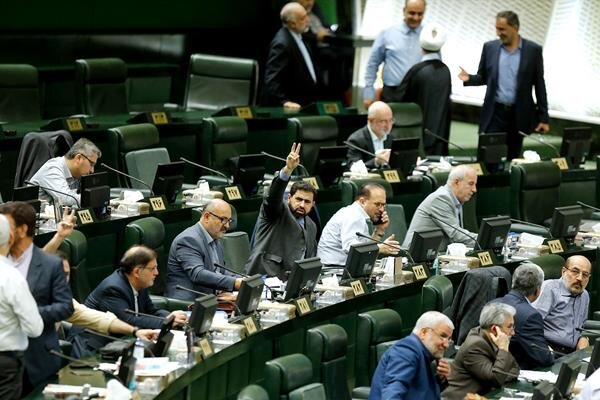 عکس: آرشیو هیات عالی نظارت بر منابع نفتی مسئول ارزیابی قرادادهای نفتی و گازی میشود