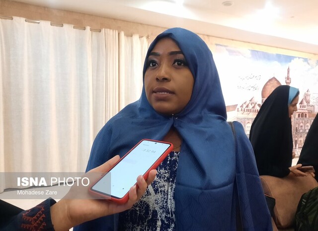 یک خبرنگار از کنیا: ایران کاملا متفاوت از تصورات پیشین من است یک خبرنگار از کنیا: ایران کاملا متفاوت از تصورات پیشین من است