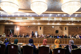 نشست شرکت کنندگان در جشنواره بینالمللی رسانه (خورشید) با رییس جمهور