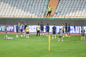 تمرین تیم فوتبال الهلال عربستان پیش از دیدار با نساجی