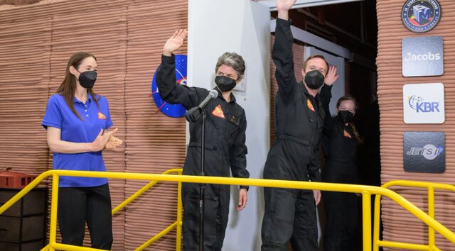 مردم میتوانند شاهد زندگی روی ماه و مریخ باشند