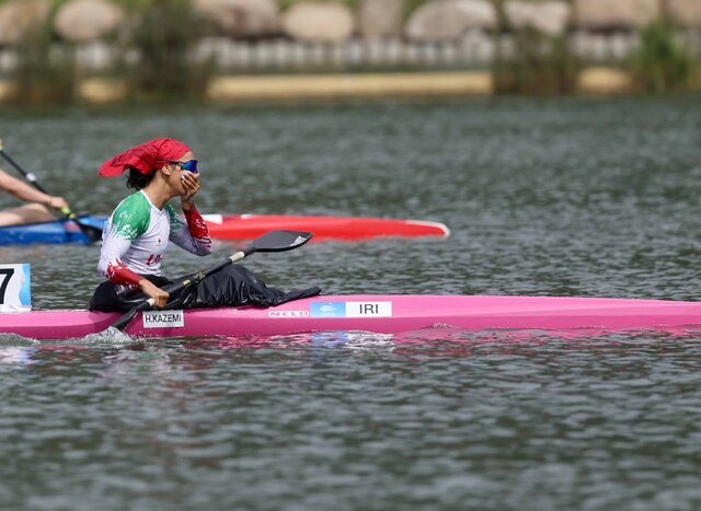 هدیه کاظمی: از مبلغ پاداشها جا خوردم/ همه تقصیرها را گردن یک نفر نندازیم