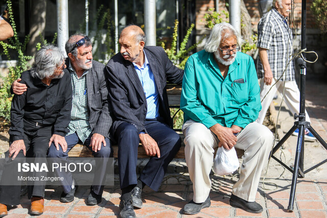 بدرقهای برای آخرین بازیگر طنز فاخر ایران + عکس