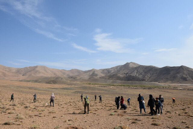 اولین مرحله از پویش مردمی بذرکاری در شهرستان محلات انجام شد