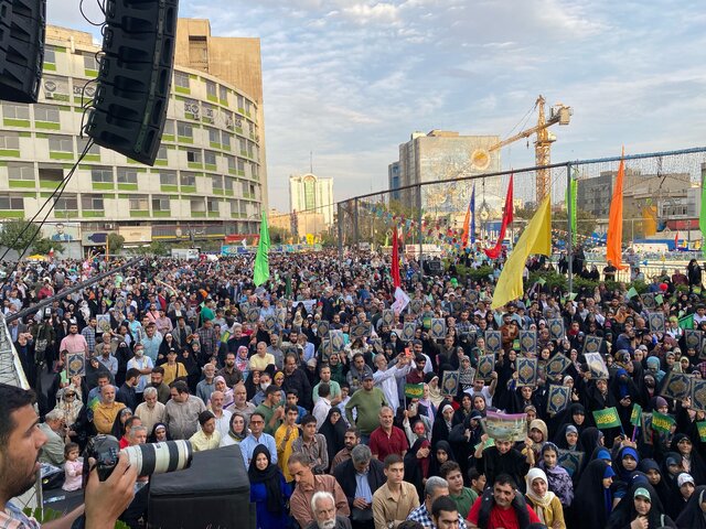 برگزاری جشن بزرگ پیامبر مهربانی در میدان ولیعصر(عج) تهران + عکس