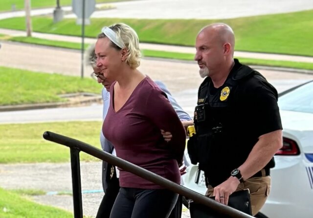 رسوایی رابطه غیراخلاقی معلم آمریکایی با دانشآموز ۱۲ ساله