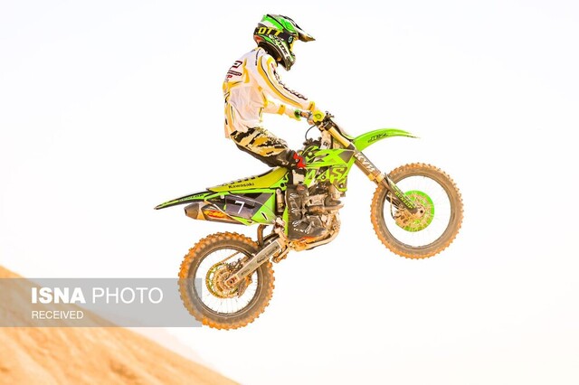 پایان رقابت موتور کراس استان یزد در پیست اردکان