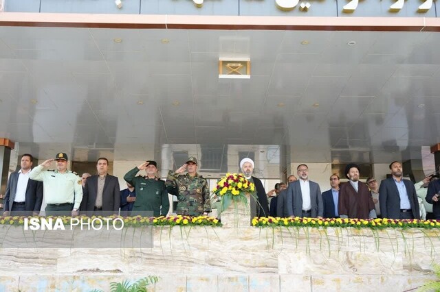 برگزاری صبحگاه مشترک نیروهای مسلح در خرمآباد+عکس