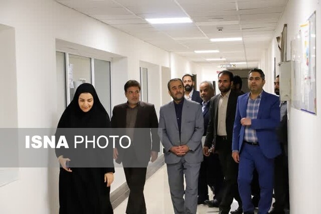 حضور استاندار خراسان جنوبی در جمع دانشجویان خوابگاهی بیرجند