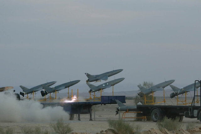 جولان گروهی پهپادها، کابوسی جدید برای دشمنان جولان گروهی پهپادها، کابوسی جدید برای دشمنان