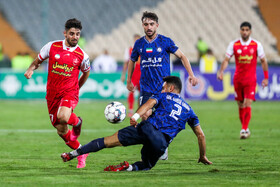 محمد عمری در پرسپولیس ماندنی شد