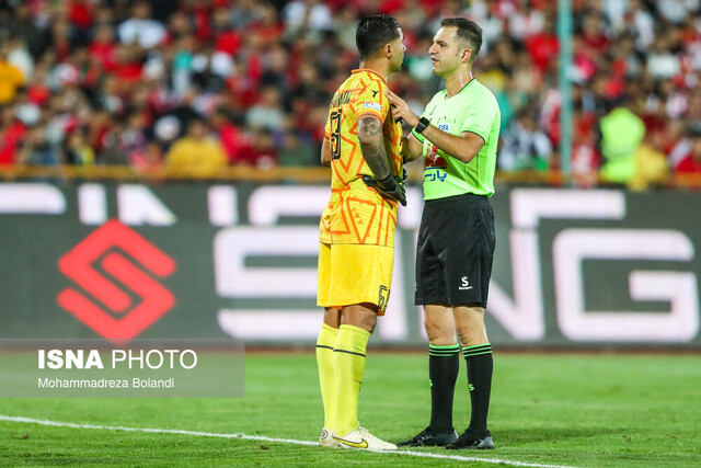 مدیرعامل گلگهر: داور VAR ندارد اما عقل و چشم که دارد!