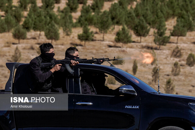 عکس تزئینی است دستگیری ۲۹ سارق مسلح از سوی یگان ویژه در شرق تهران