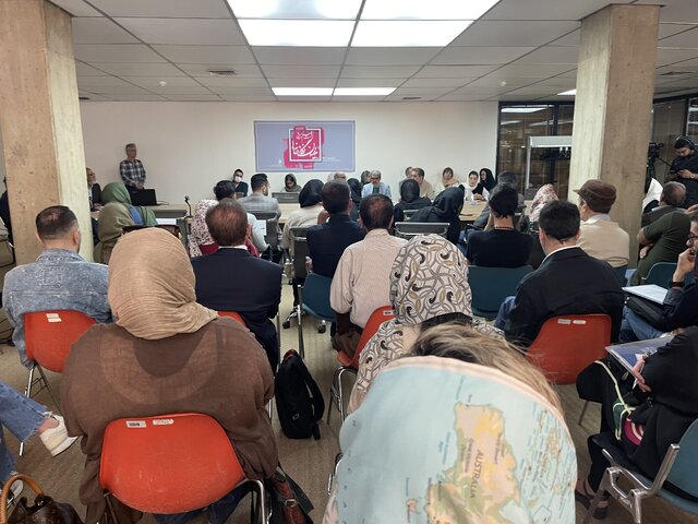 گالریدارها مشکلاتشان را روی میز ریختند/ مدیران شنیدند