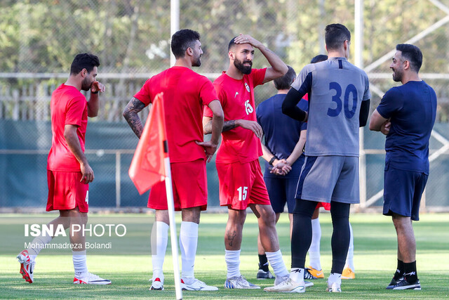 دعوت از ۲۰ بازیکن به تیم ملی برای دیدار با هنگکنگ و ازبکستان دعوت از ۲۰ بازیکن به تیم ملی برای دیدار با هنگکنگ و ازبکستان