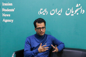 ادبیات الکترونیک می‌تواند مفهوم سواد ادبی را به چالش بکشد